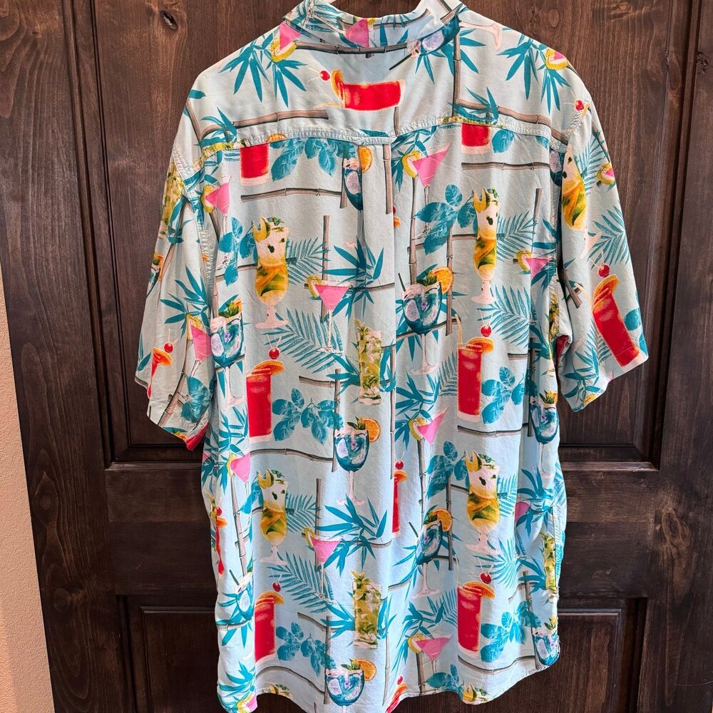 Junction west men's Hawaiian button up - Picture 2 of 7